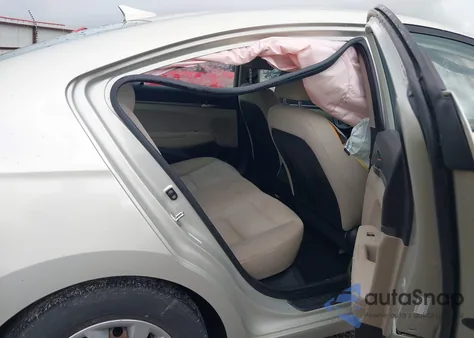 2017 Hyundai Elantra Se from USA, damaged, VIN KMHD74LF9HU424538